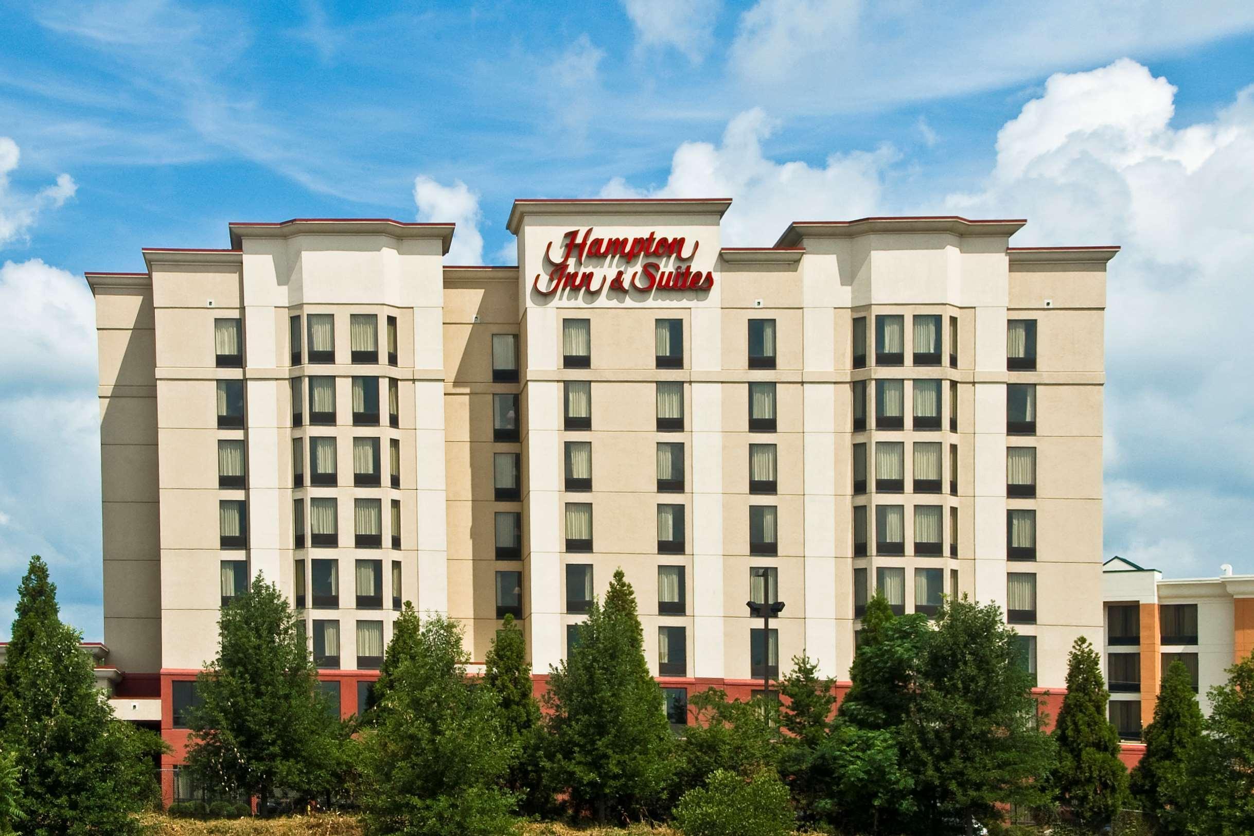 Hampton & Suites-atlanta Airport North-i-85 Hotel