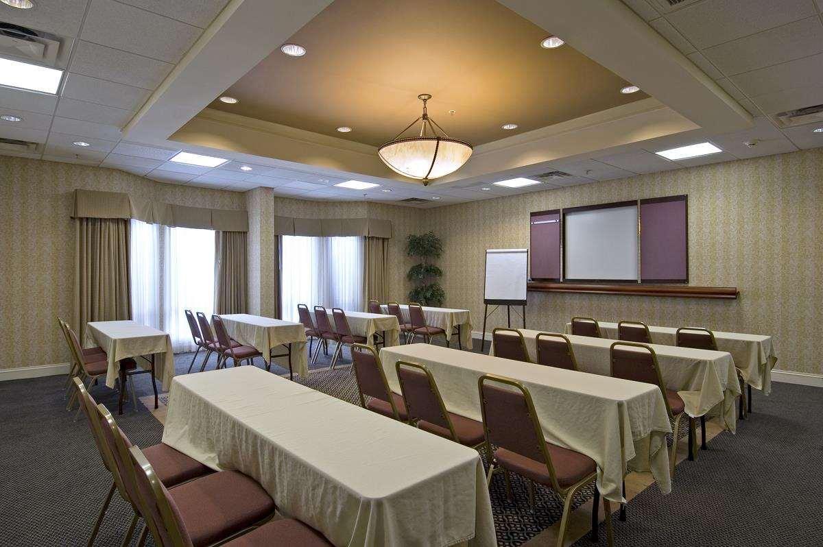 Hampton & Suites-atlanta Airport North-i-85 Hotel Hapeville